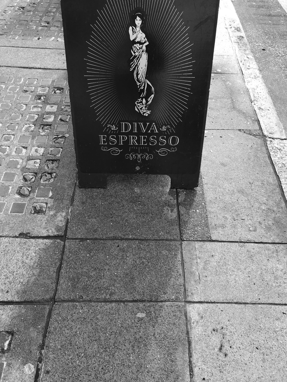 04C874B4-26DB-4425-81BF-43890EC2E96B