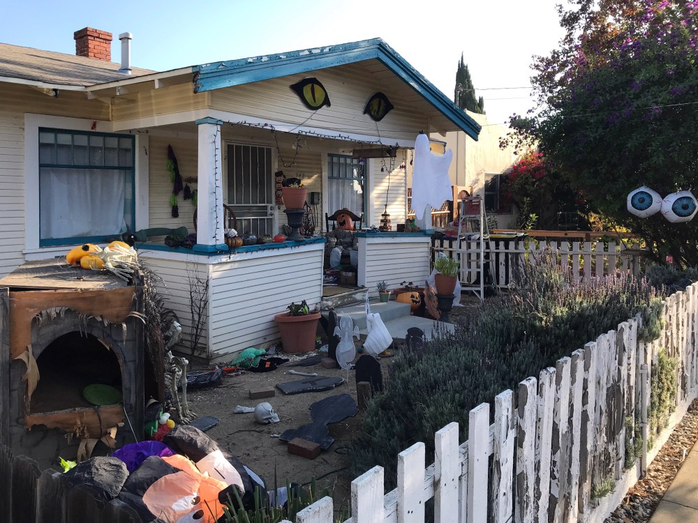 0EB8A7FD-5C76-4993-A106-38EE09497ADF