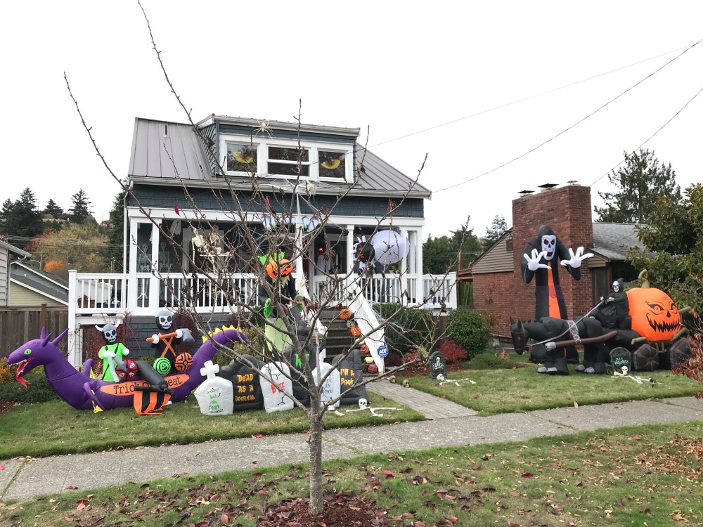 1B5D6DFE-CBF5-47CA-84A1-8EA3F96B31E0