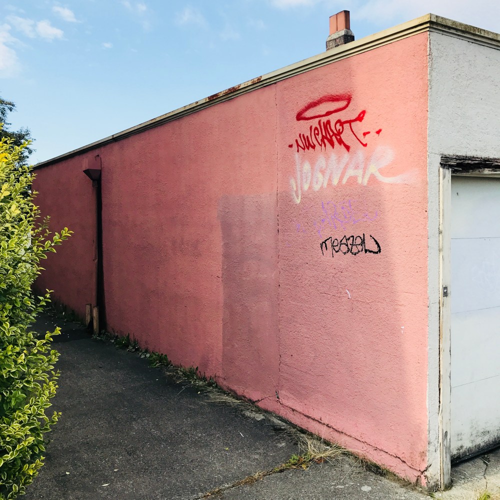 2AAF7337-18AC-4C71-9946-228120A0C63A