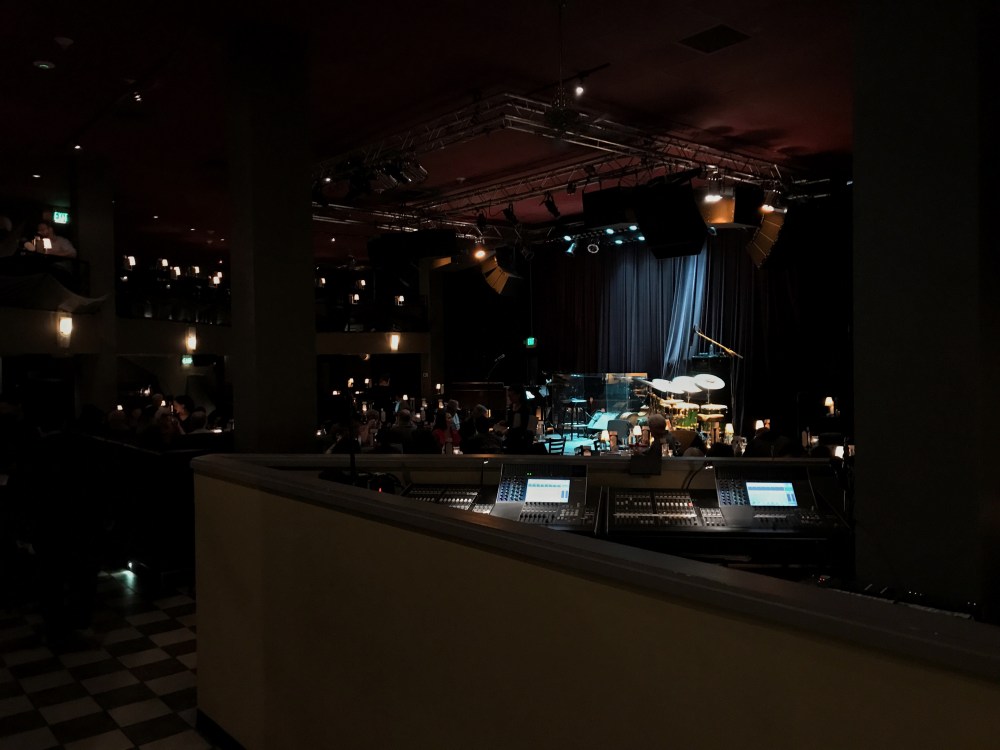 78BA39C6-DFB0-459C-B32A-20A715B3A0A3