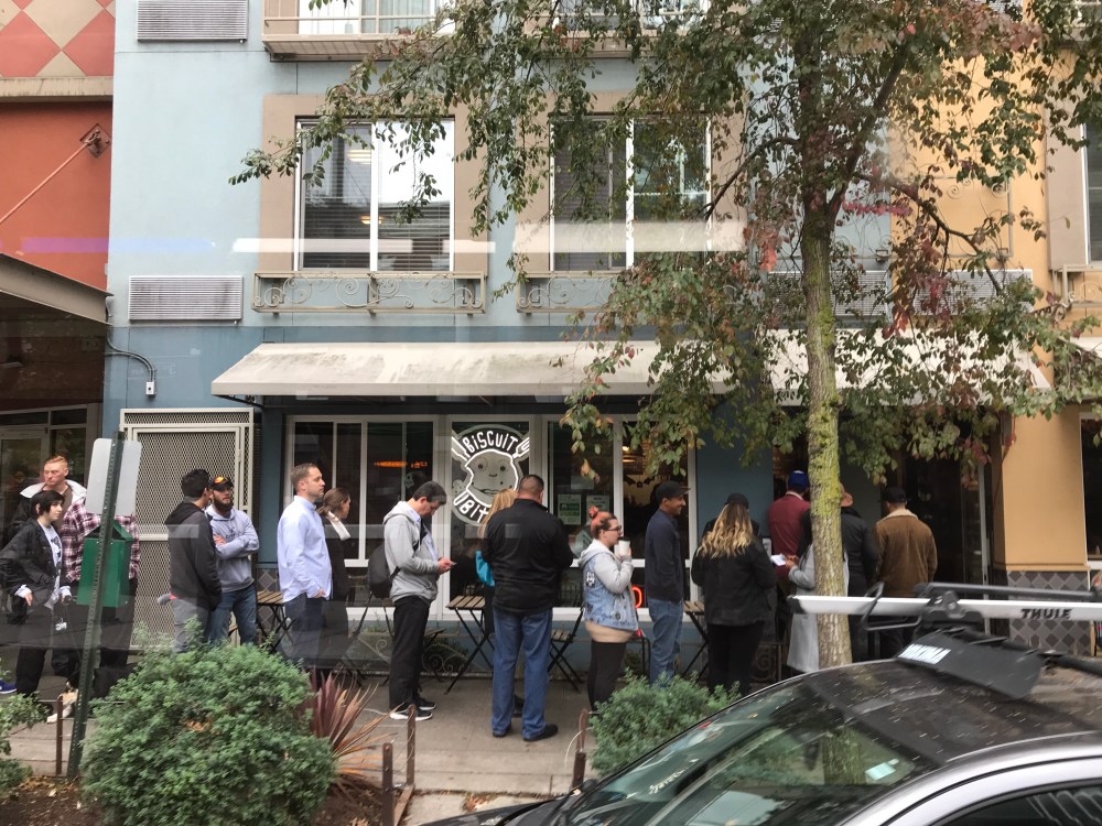 7B09468D-2324-4330-8BD0-5866C148125F