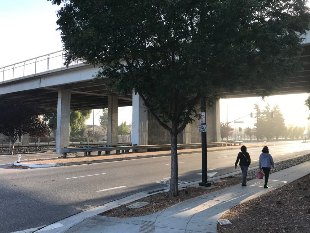 7E865C13-E794-460D-8B8F-AD133FD066E1