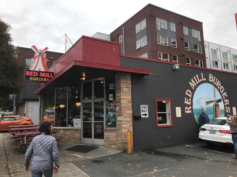 AB6C48A0-E040-4930-BCB9-30A5096499E4