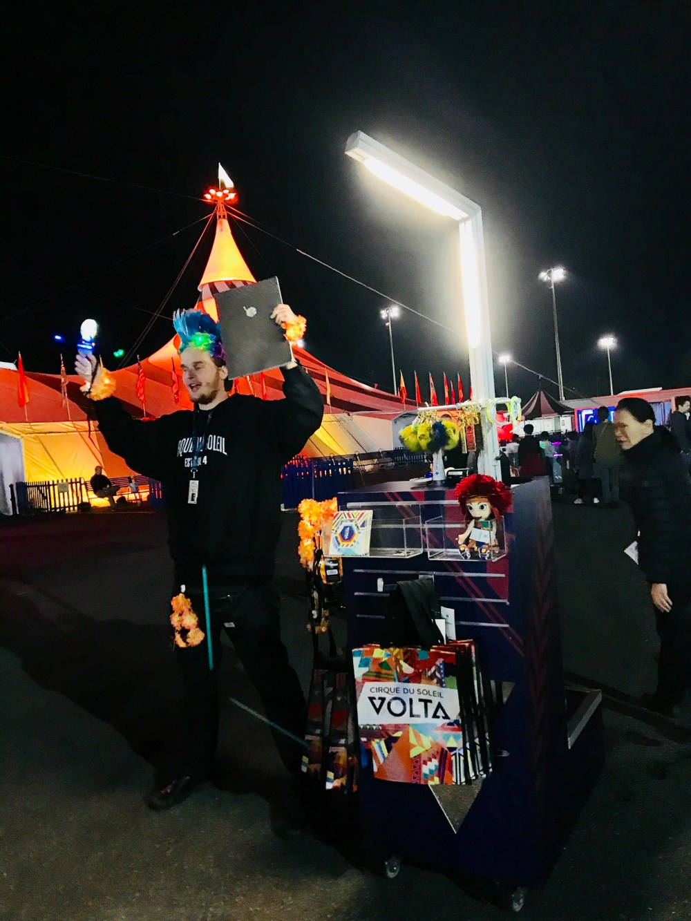 B4445386-5F7E-4FFF-A765-185C9DE0D320