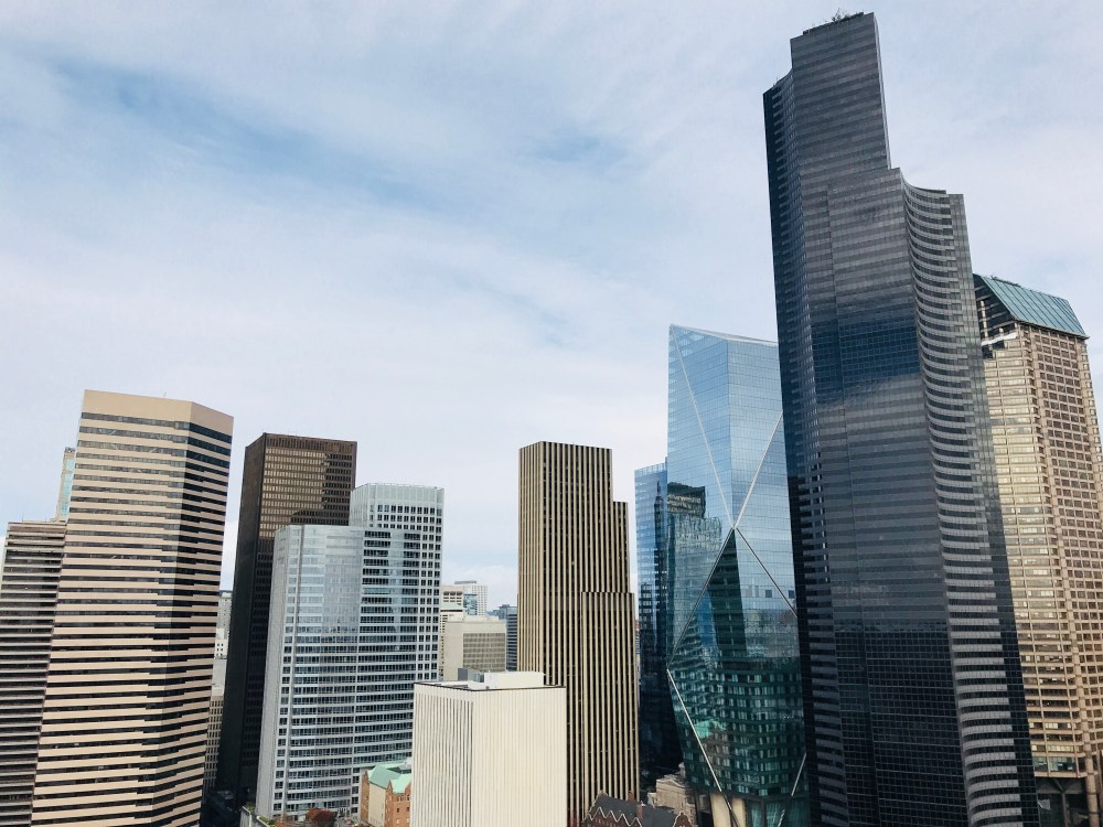 D84E9C18-7FE0-4AE3-880C-4AB4E70178FC