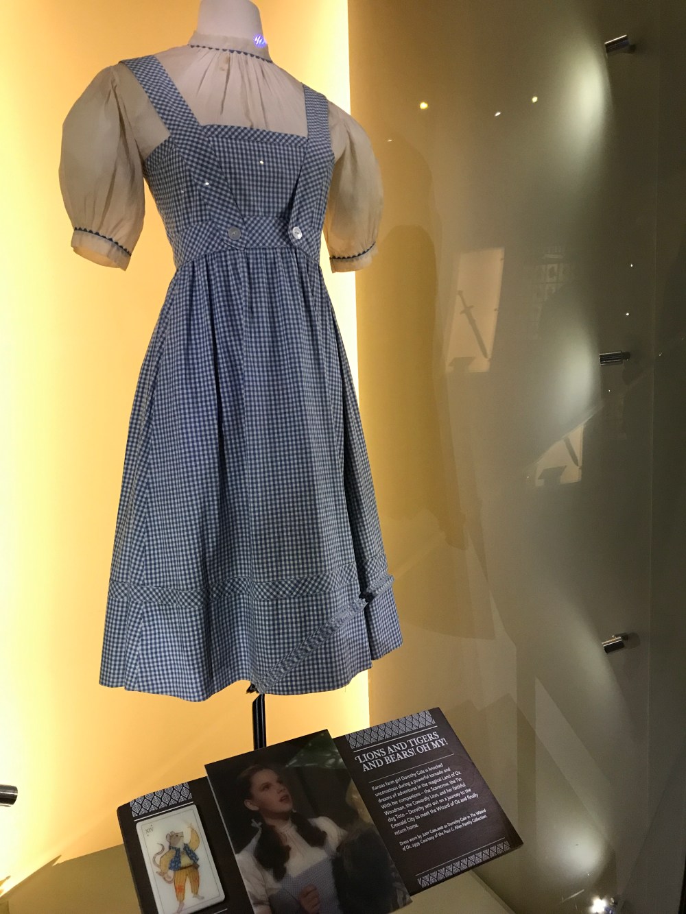 051D1868-2C9F-410A-8FC0-ABE41B6A2514