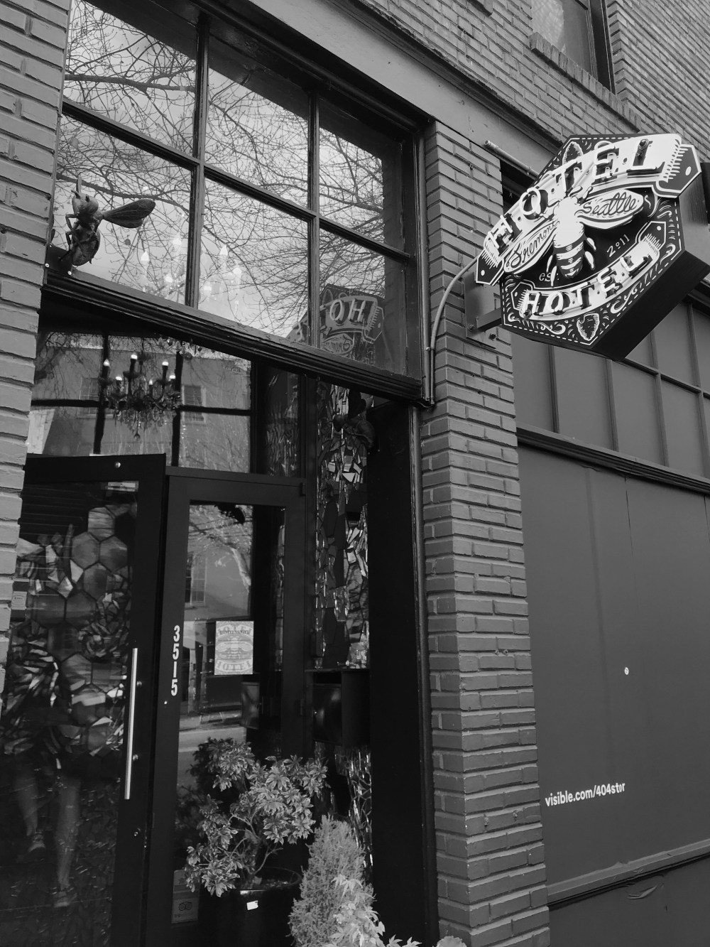 5E96BA8E-1DF7-4644-A400-8740143DD3E1