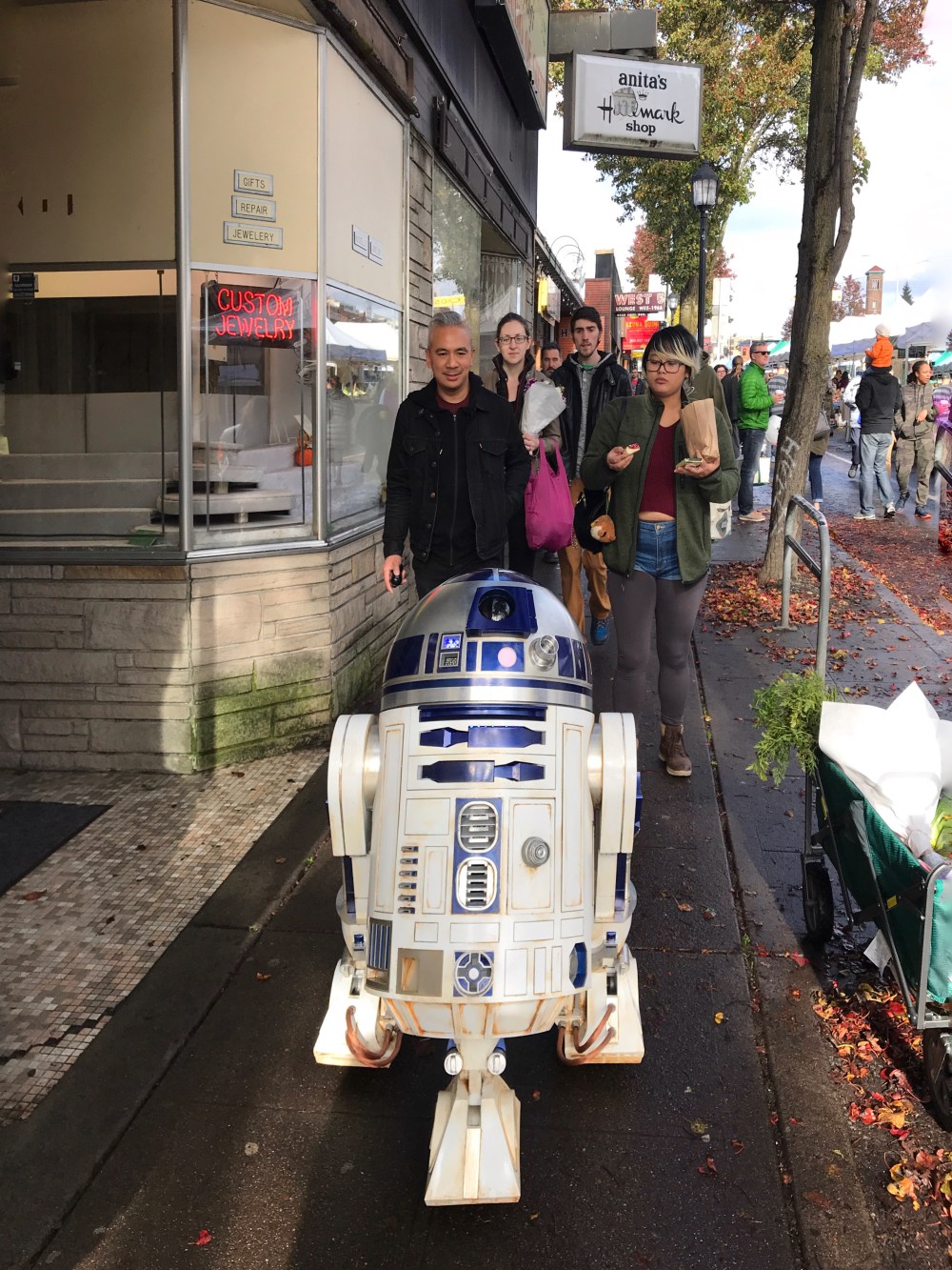 D9CB47E6-06E5-495C-9774-2542C9BB8511