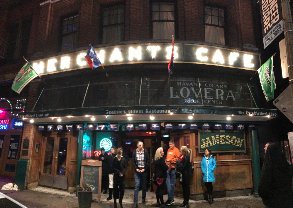 DB31DF90-80F5-4B00-AEE2-794D4DA8434E