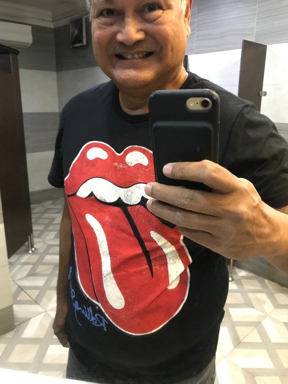 E5F3B443-3A1C-4935-87A2-89883FB9A144